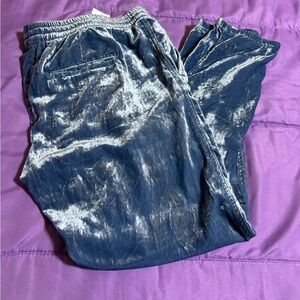 Gap size small great condition blue velvet joggers
